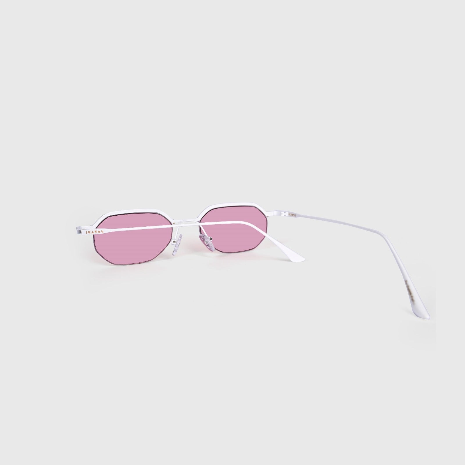 Olympus | White Red